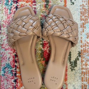 Carissa Sandals, woven, tan, size 9